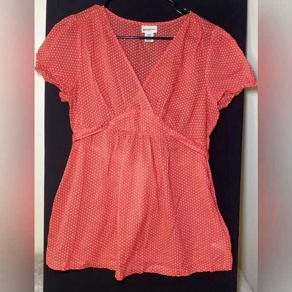 Motherhood Maternity Pink Tie Front Cap Sleeve Blouse - Picture 1 of 6